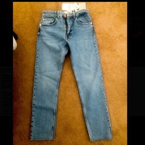 Zara jeans size 2/34 NWT